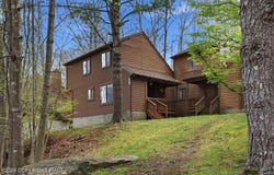 227 Sedburgh Court, Bushkill, PA 18324