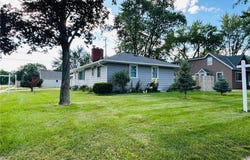 417 4th Street NE, Osseo, MN 55369