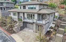 307 NW MERIDIAN RIDGE CT, Portland, OR 97210