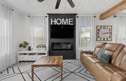 207 W River, Meridian, TX 76665