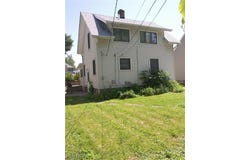 24 E 220th Street E, Euclid, OH 44123