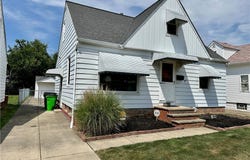 21671 Nicholas Avenue, Euclid, OH 44123