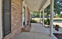 121 WOODLAWN Ave E, Brighton, TN 38011