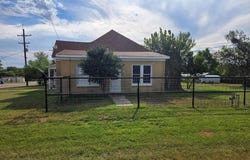 323 Main, Pettus, TX