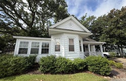 2809 Arendell Street, Morehead City, NC 28557