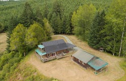 51372 OLD BROADBENT RD, Myrtle Point, OR 97458