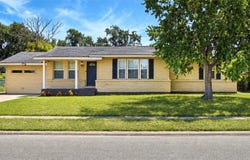 1410 Casa Linda Drive, Corpus Christi, TX 78411