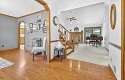 W178n10298 WHITETAIL Run, GERMANTOWN, WI 53022-4694