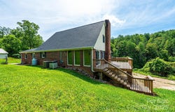 5595 Cloverfield Place, Boomer, NC 28606