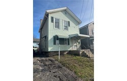 62 Grand Street, Lockport City, NY 14094