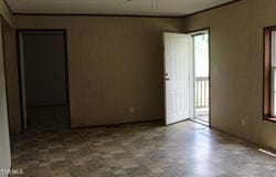 402 Beeline Road, Duffield, VA 24244