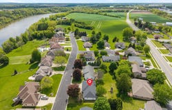 1040 CRESTVIEW Drive, WRIGHTSTOWN, WI 54180