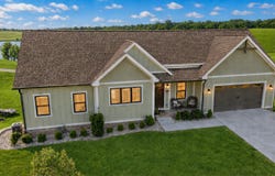 426 Moon Bay Drive, Kuttawa, KY 42055