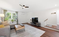 207 YARDLEY COMMONS, YARDLEY, PA 19067