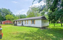 1025 8th Avenue NW, Miami, OK 74354