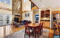 62 SUMMIT CT, ROSELAND, VA 22967