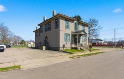 933 8th Avenue, Middletown, OH 45044