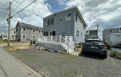 446 Atlantic Avenue, Wells, ME 04090
