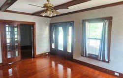 2075 S 5TH Street, Springfield, IL 62703