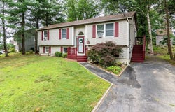 90 Crestwood Drive, West Warwick, RI 02893