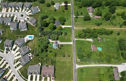 829-831 Robinson Drive, LaGrange, OH 44050