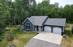 9157 Co 513 T, Rapid River, MI 49878