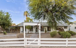 229 E TREMAINE Drive, Chandler, AZ 85225
