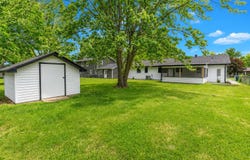 757 Meadowbrook Circle, Moberly, MO 65270
