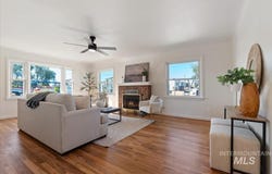 516 E Hawaii Ave, Nampa, ID 83686