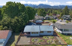 1801 Harborcrest Pl, Port Angeles, WA 98362