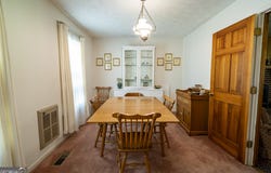 1434 Culpepper, Calhoun, GA 30701