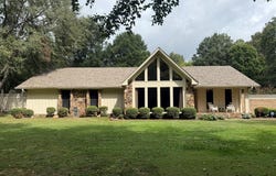113 Woodson Street, BRUCE, MS 38915