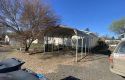 220 Bruce St, Waitsburg, WA 99361