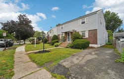 12 Macarthur Ave, Hasbrouck Heights Boro, NJ 07604-1515