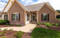 1851 Wellsprings Ct, Oconomowoc, WI 53066