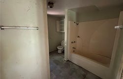106  S Gaskill  ST, Huntsville, AR 72740