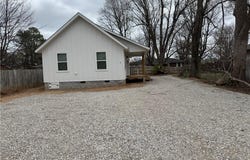 313 Douglas  ST, Berryville, AR 72616
