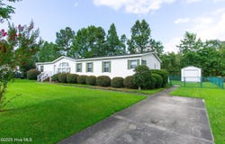 104 Split Oak Way, New Bern, NC 28562
