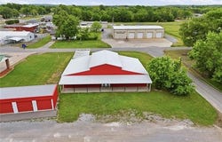 113 S Wilder, Chouteau, OK 74337
