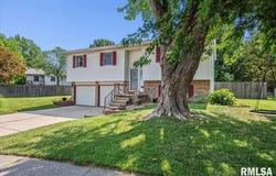 84 Chukar Drive, Chatham, IL 62629