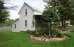 2605 E Water Street, Rock Creek, OH 44084