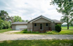 7961 W Sidney Road, Greenville, MI 48838