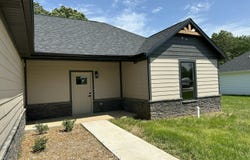 5464 Anita Avenue, Pleasant Hope, MO 65725