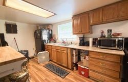 207 W Railroad Street, Dowagiac, MI 49047
