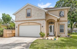 309 W OAKLAND AVENUE, OAKLAND, FL 34760