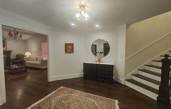 284 Woodwind Drive, Bloomfield Hills, MI 48304