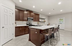 135 Mary Max Circle, San Marcos, TX 78666