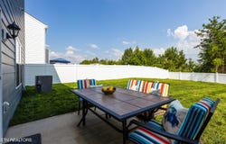 127 Summit Ridge Ln, Oak Ridge, TN 37830