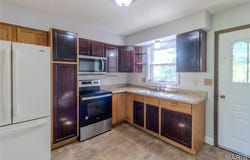 20640 Highway Y, St Robert, MO 65584