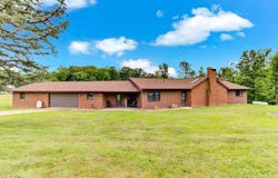 4015 Lace Road NW, Malvern, OH 44644